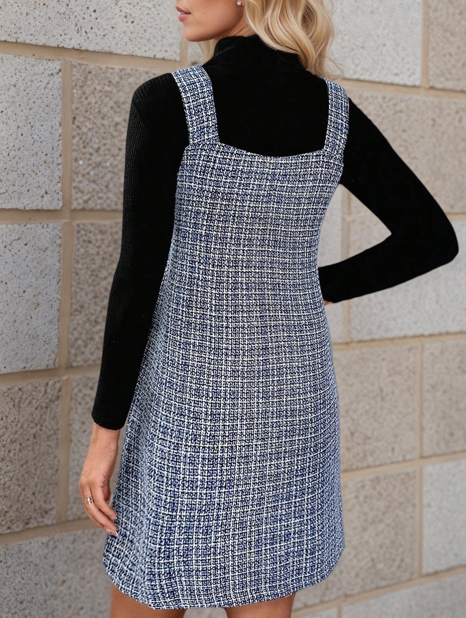 Anna-Berg | Sleeveless With Suspenders And V-Neck Dress
