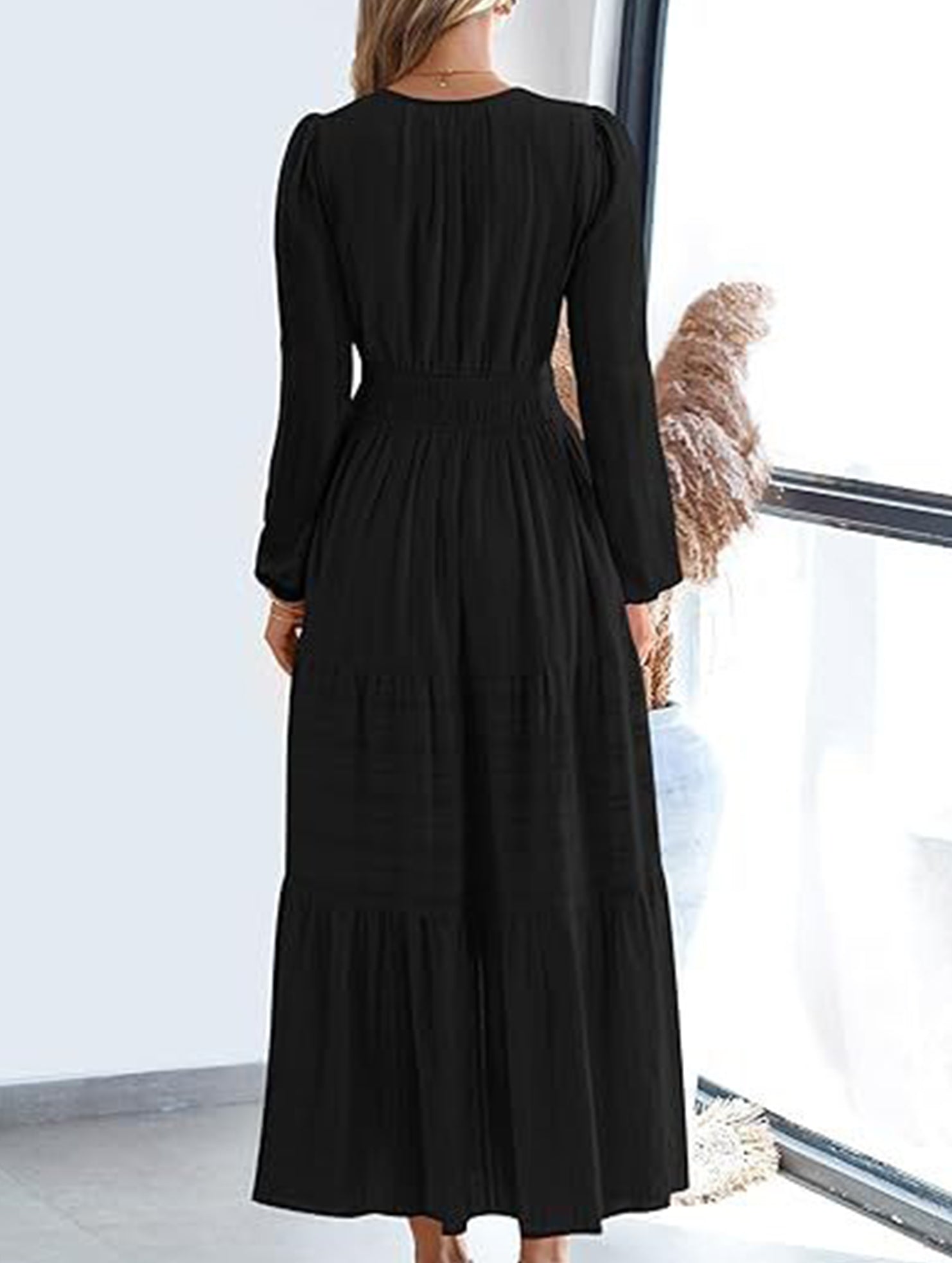 Anna-Berg | V-Neck Pleated Waist Tiered Long-Sleeved Dress