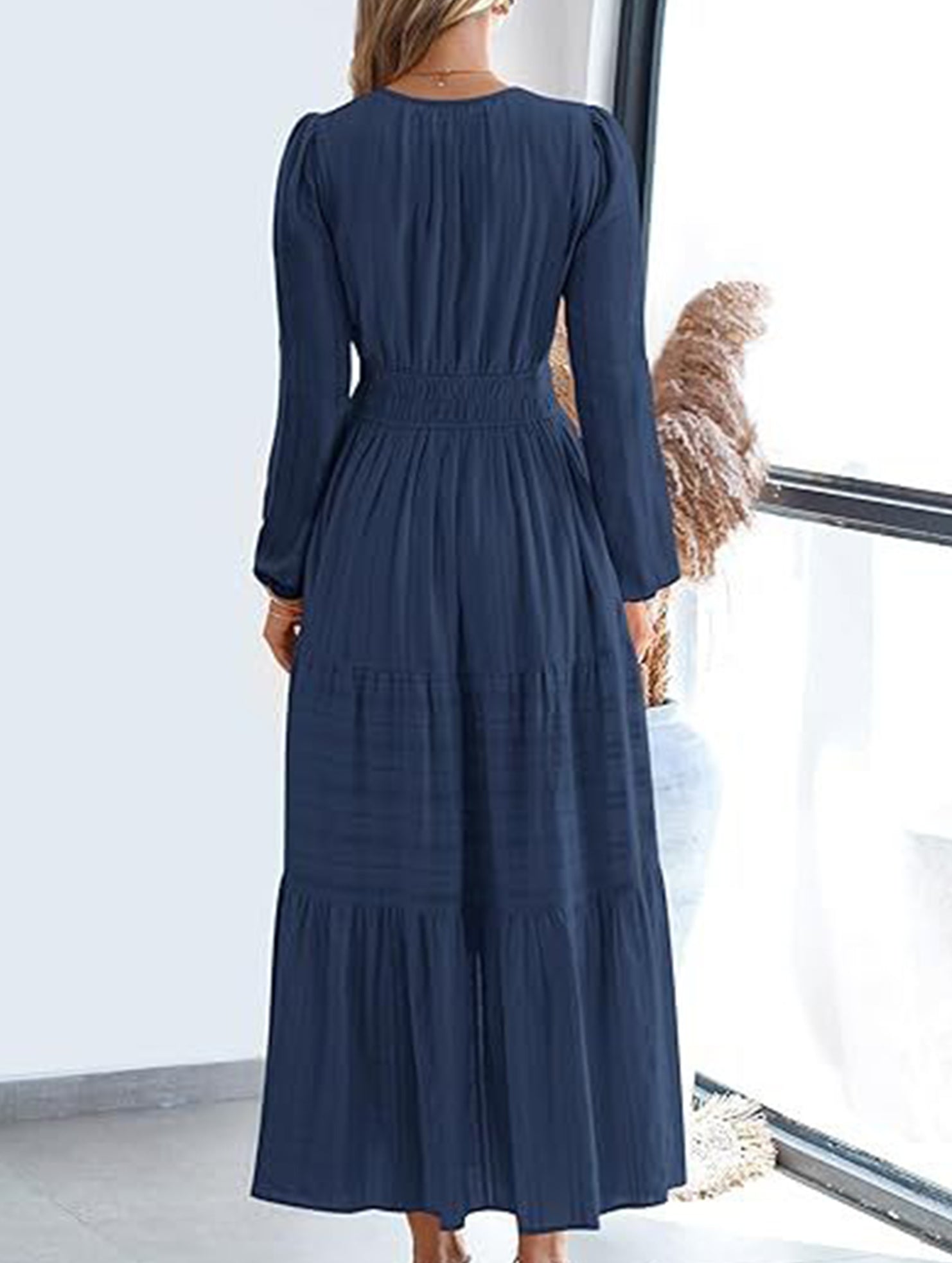Anna-Berg | V-Neck Pleated Waist Tiered Long-Sleeved Dress