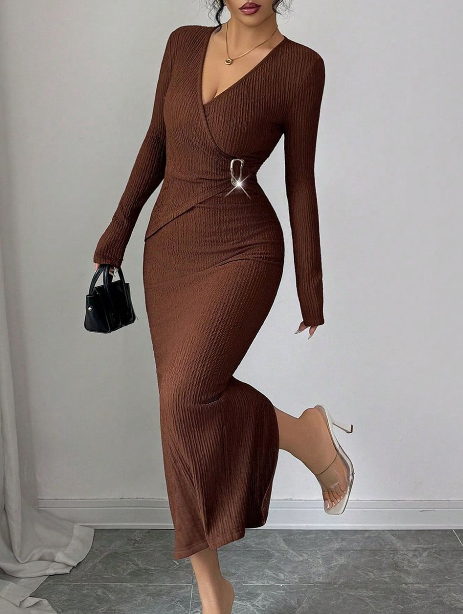 Anna-Berg | Cross Neck Knit Slim-Fit Dress