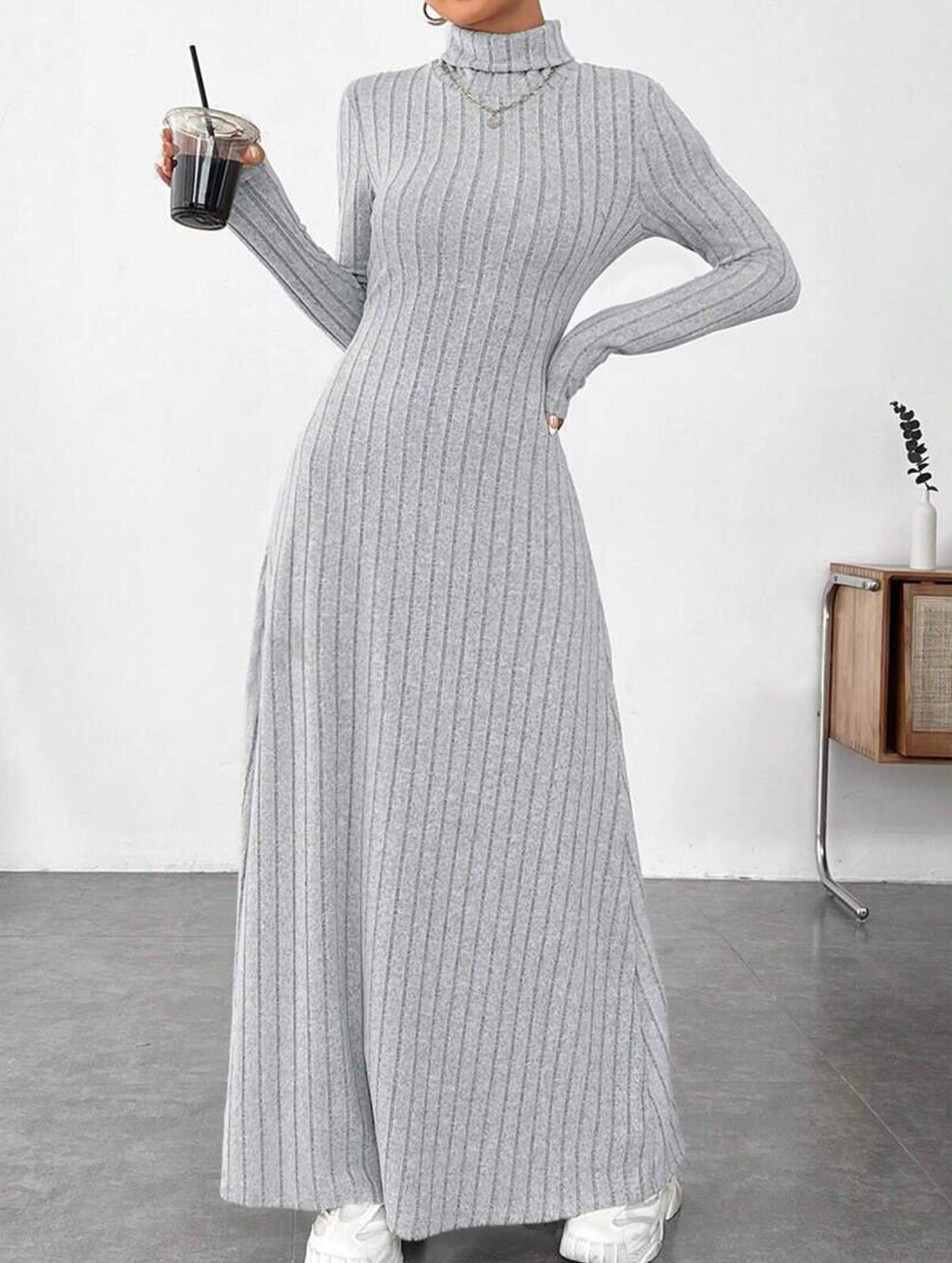 Anna-Berg | Solid Color Ribbed Brushed Long-Sleeved Dress