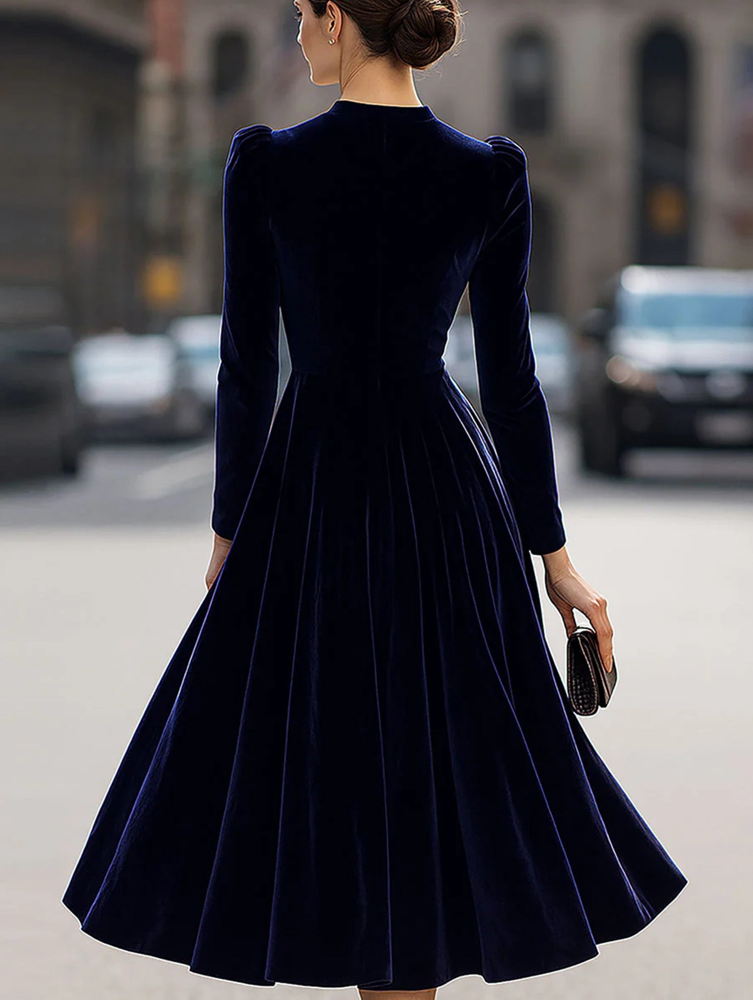Anna-Berg | New Velvet Round Neck Long-Sleeved Dress