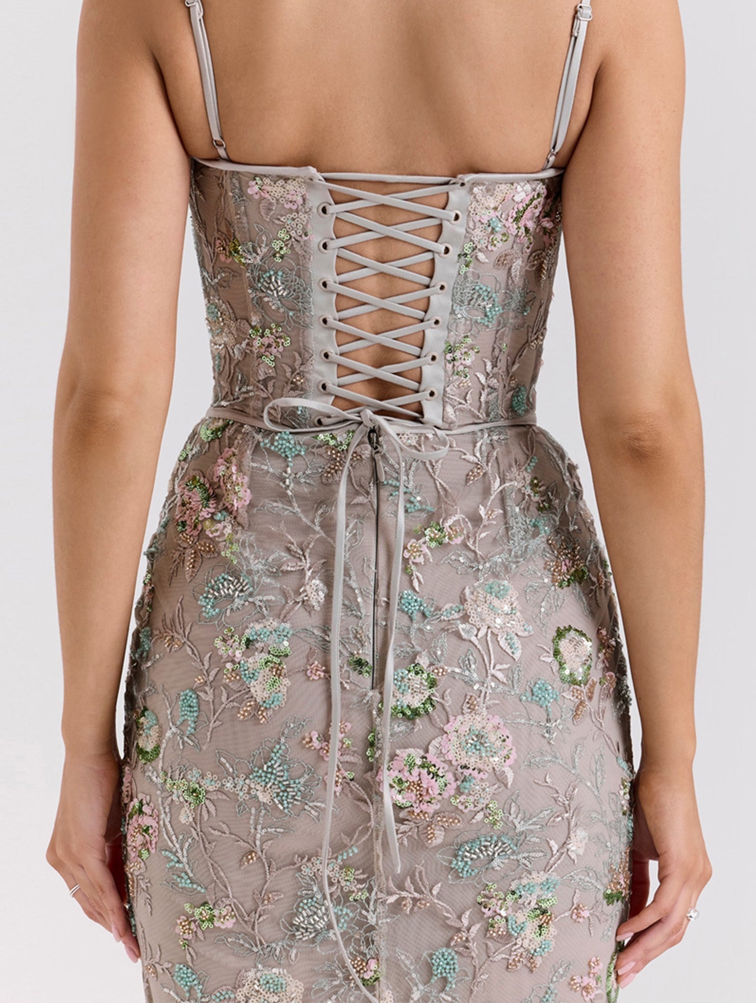 Anna-Berg | Low Neck Backless Tie Elegant Dress