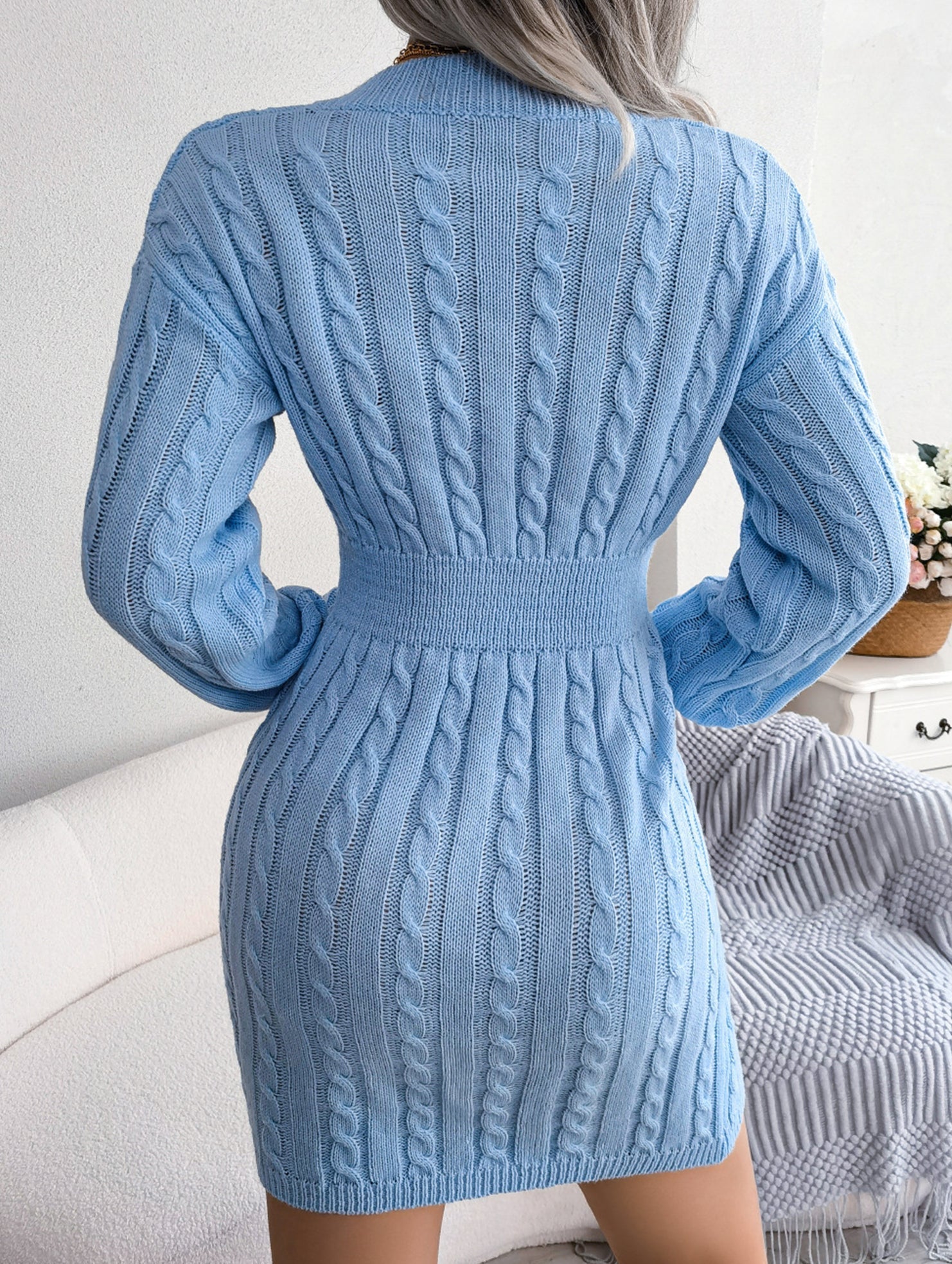 Anna-Berg | Fashionable Waist-Hugging Cable-Knitted Hip Dress