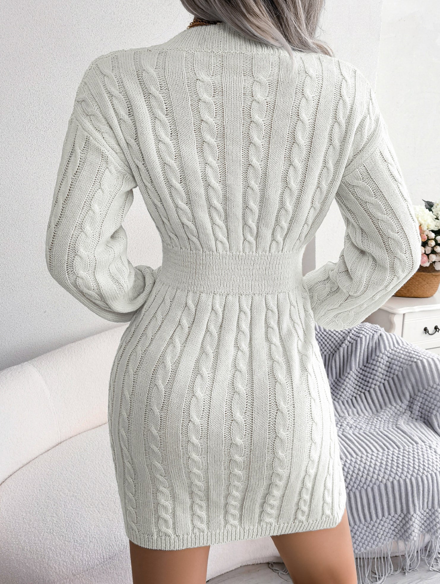 Anna-Berg | Fashionable Waist-Hugging Cable-Knitted Hip Dress