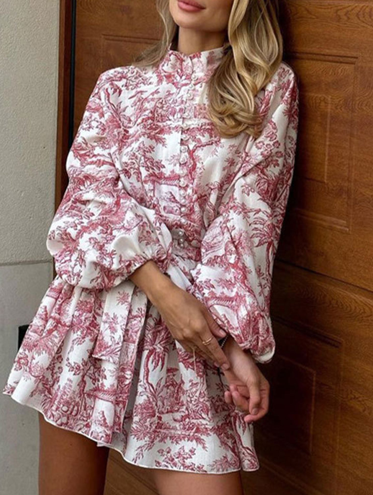Anna-Berg | Fashionable Long-Sleeved Tie-Print Dress