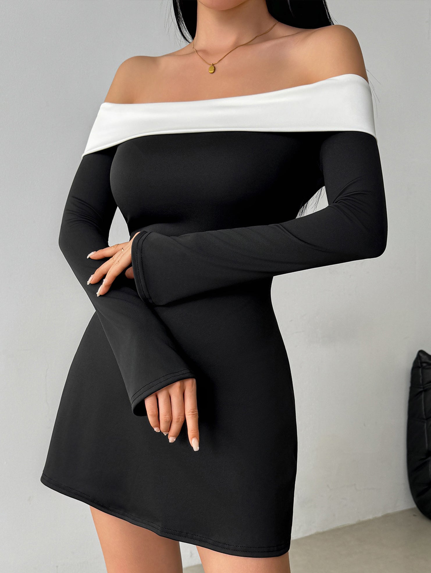 Anna-Berg | Off-Shoulder Bell Sleeve Dress
