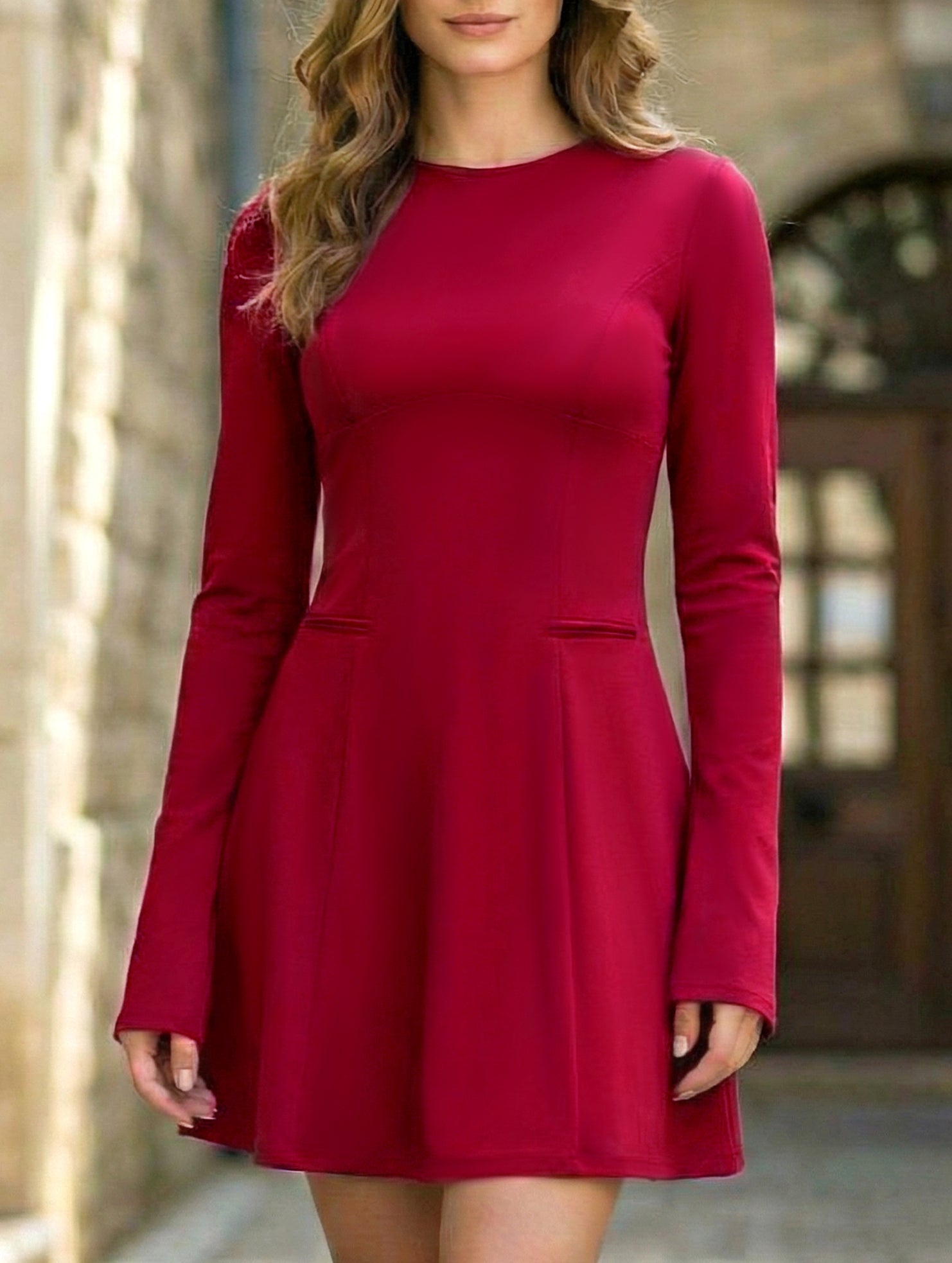 Anna-Berg | Backless Long-Sleeved Slim-Fit Dress
