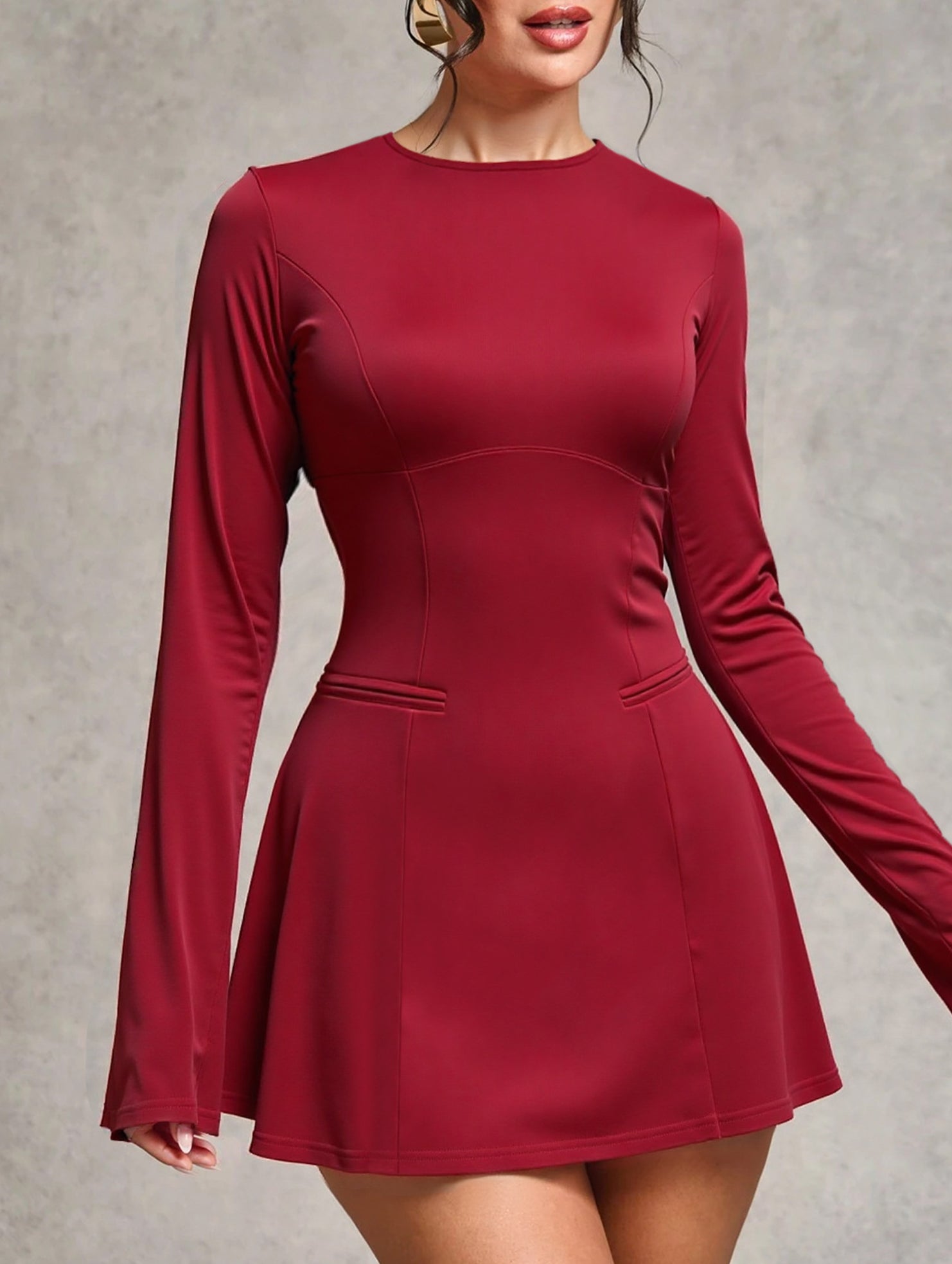 Anna-Berg | Backless Long-Sleeved Slim-Fit Dress