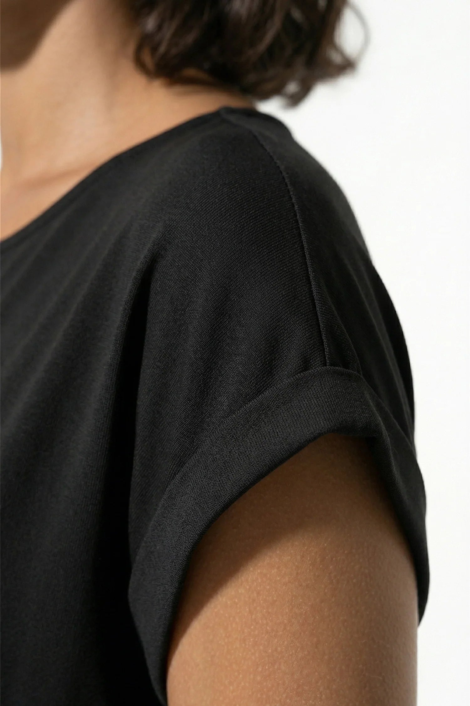 Anna-Berg | Pleated A-Line Round Neck Casual Dress