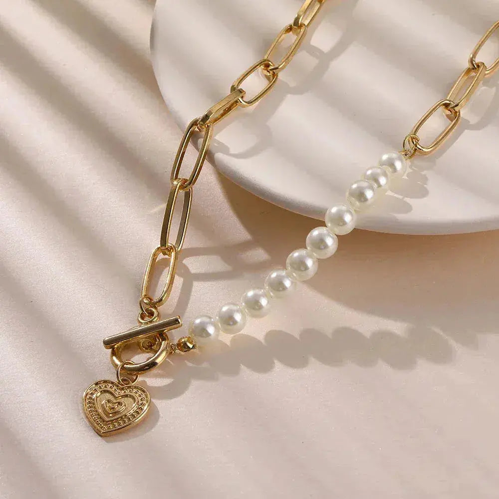 Heart Pendant with Pearls in Gold