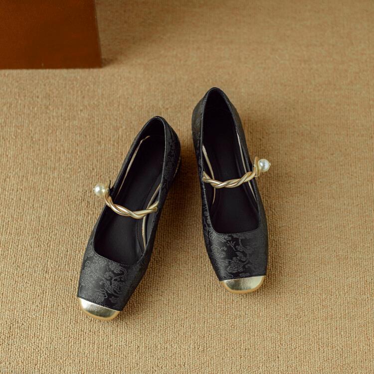 Anna-Berg | Elegant Pointed Toe Pumps