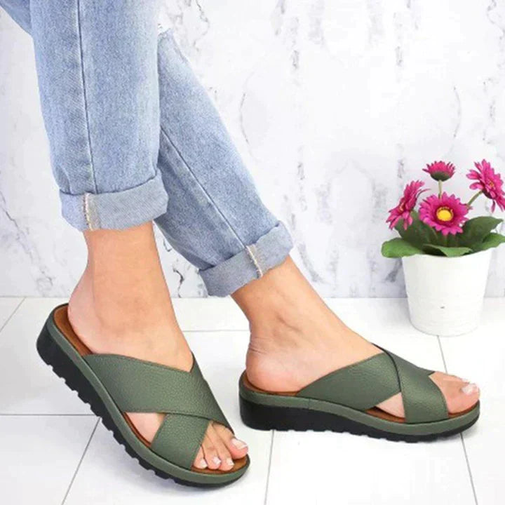 Anna-Berg | Flowing Orthopedic Adjustable Sandals with a Timeless Finish