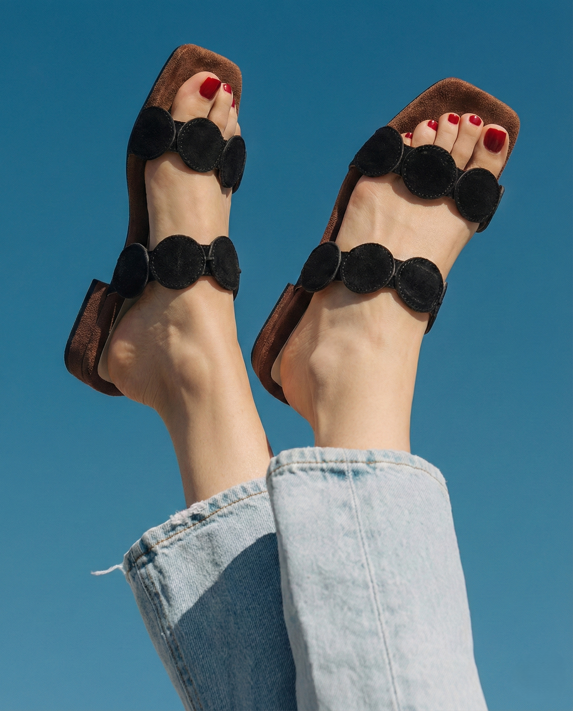 Anna-Berg | Black Croc-Embossed Pointed-Toe Leather Mules