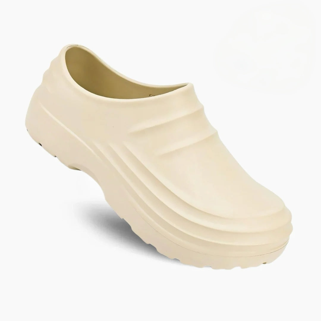 Anna-Berg | Flowing Sandals for a Polished Look