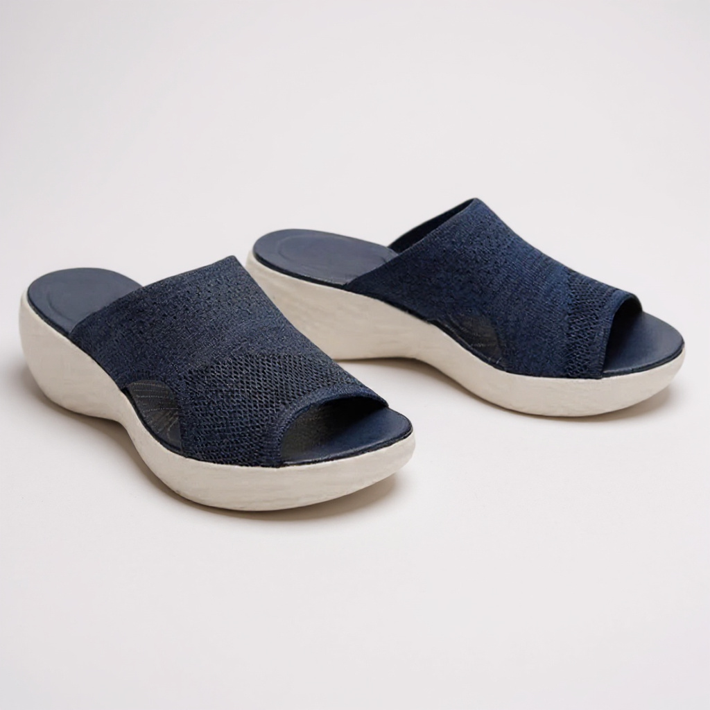 Anna-Berg | Timeless Orthopedic Adjustable Sandals in a Flattering Cut