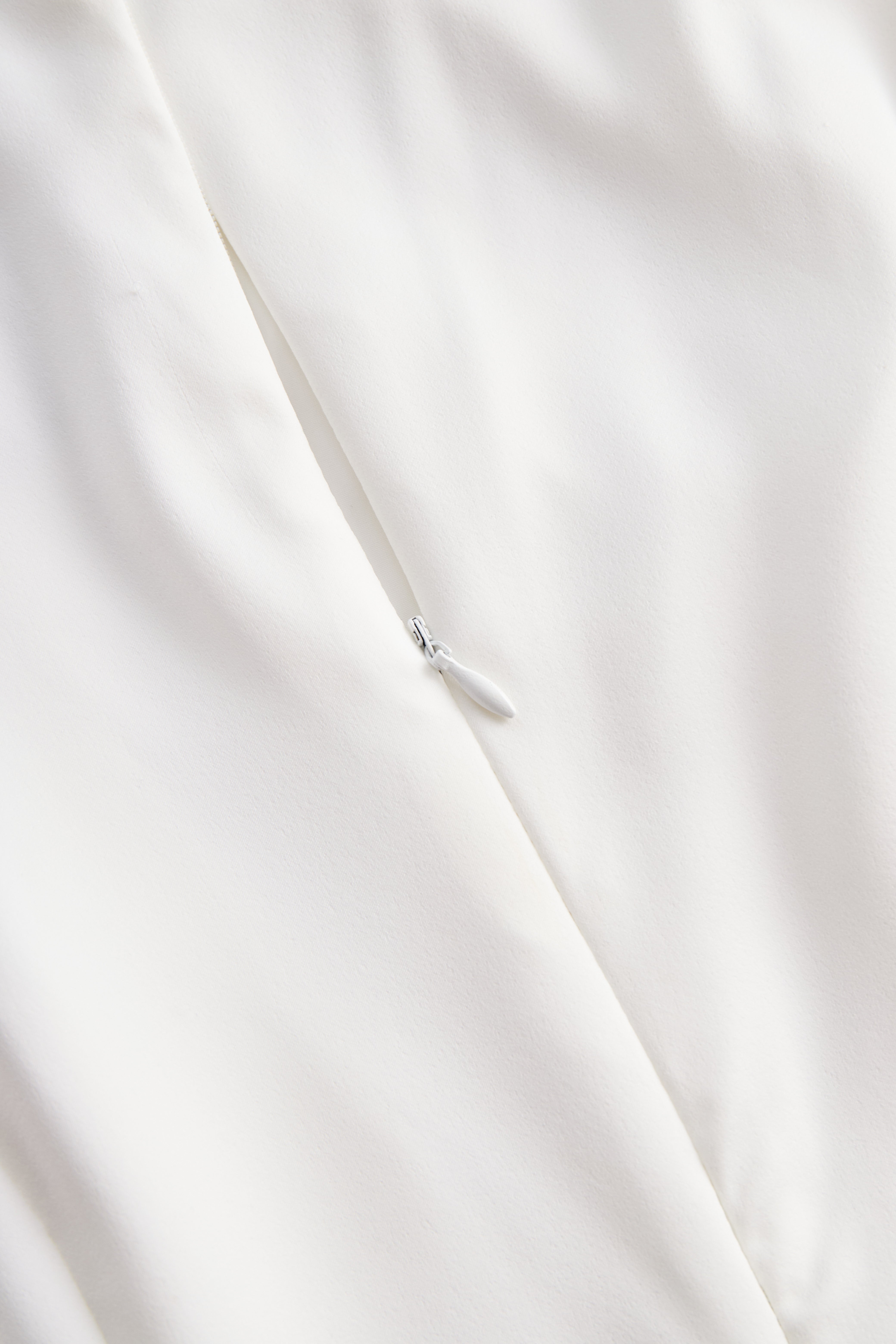 Anna-Berg | Elegant Sleeveless A-Line Midi Dress