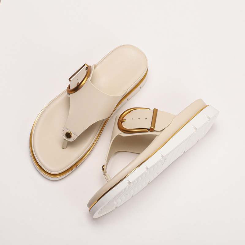 Anna-Berg | Effortless Sandals with a Flattering Silhouette