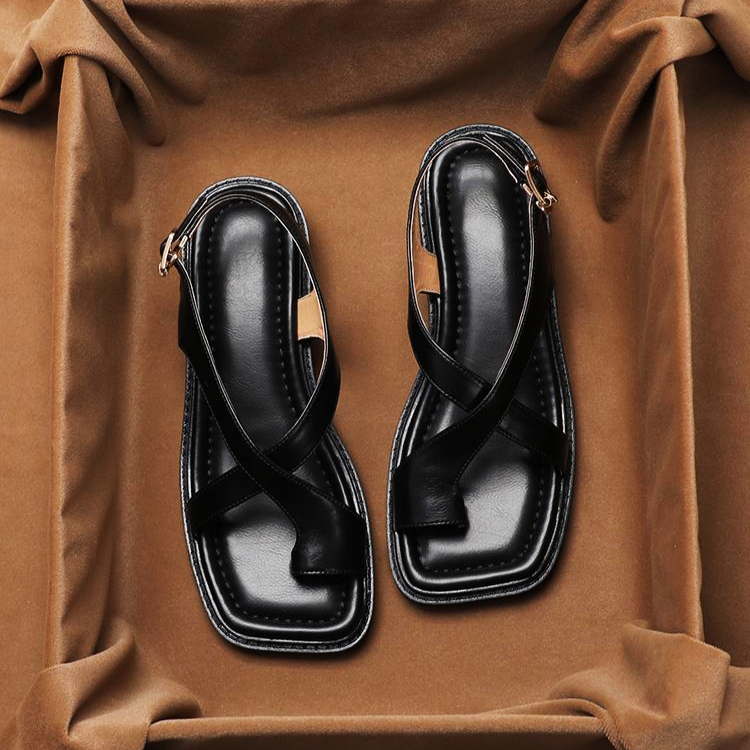 Anna-Berg | Brown Crisscross-Strap Leather Sandals