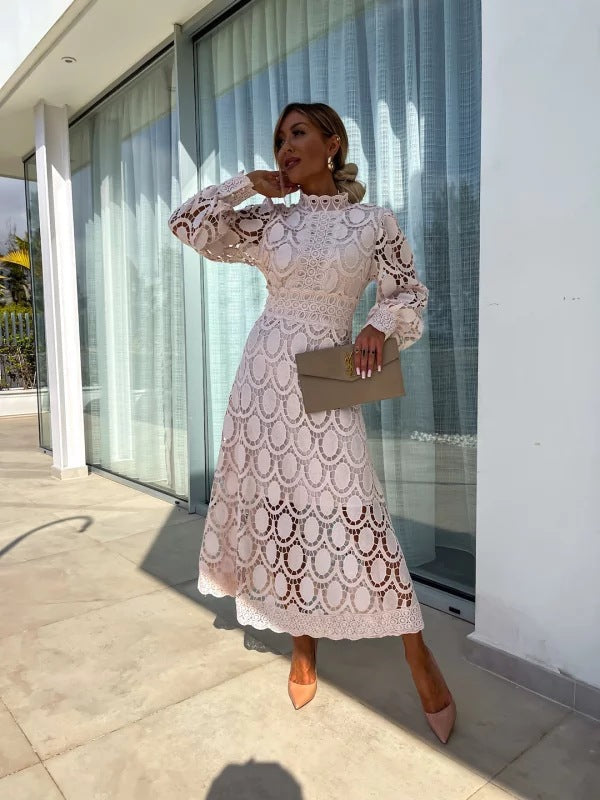 Anna-Berg | Timeless Dress Made to Turn Heads