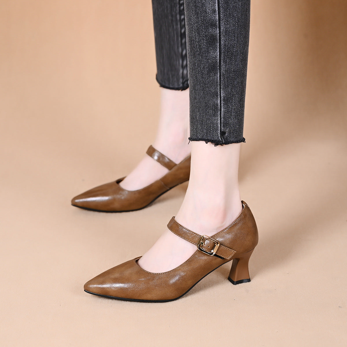 Anna-Berg | Elegant Pointed Toe Leather Heels