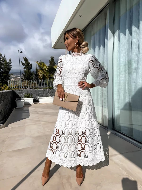 Anna-Berg | Timeless Dress Made to Turn Heads