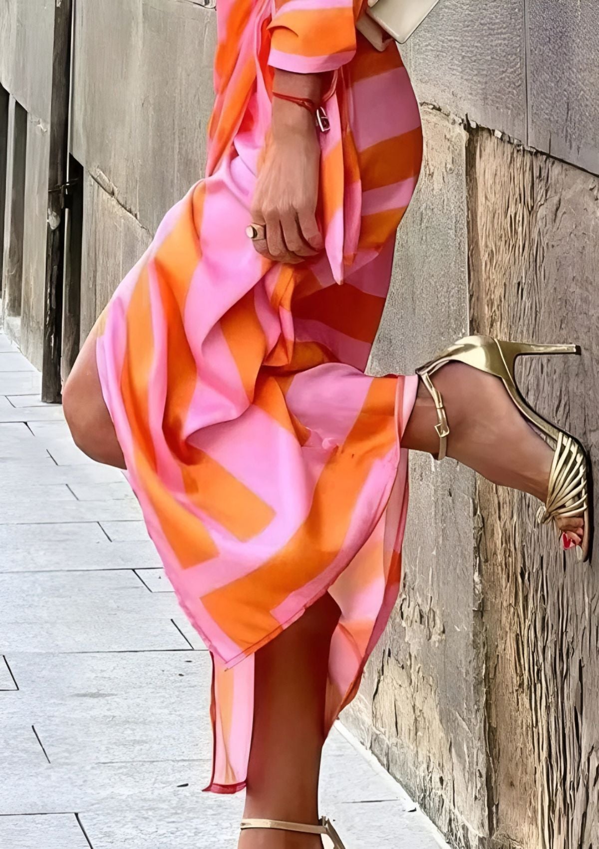 Anna-Berg | Feminine Wrap Dress With Stylish Pattern for Every Occasion