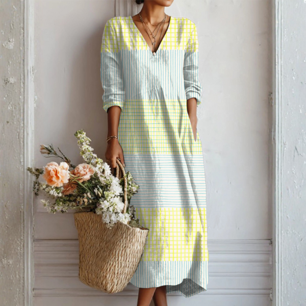 Anna-Berg | Chic Effortlessly Stylish Spring Dress with Graceful Drape