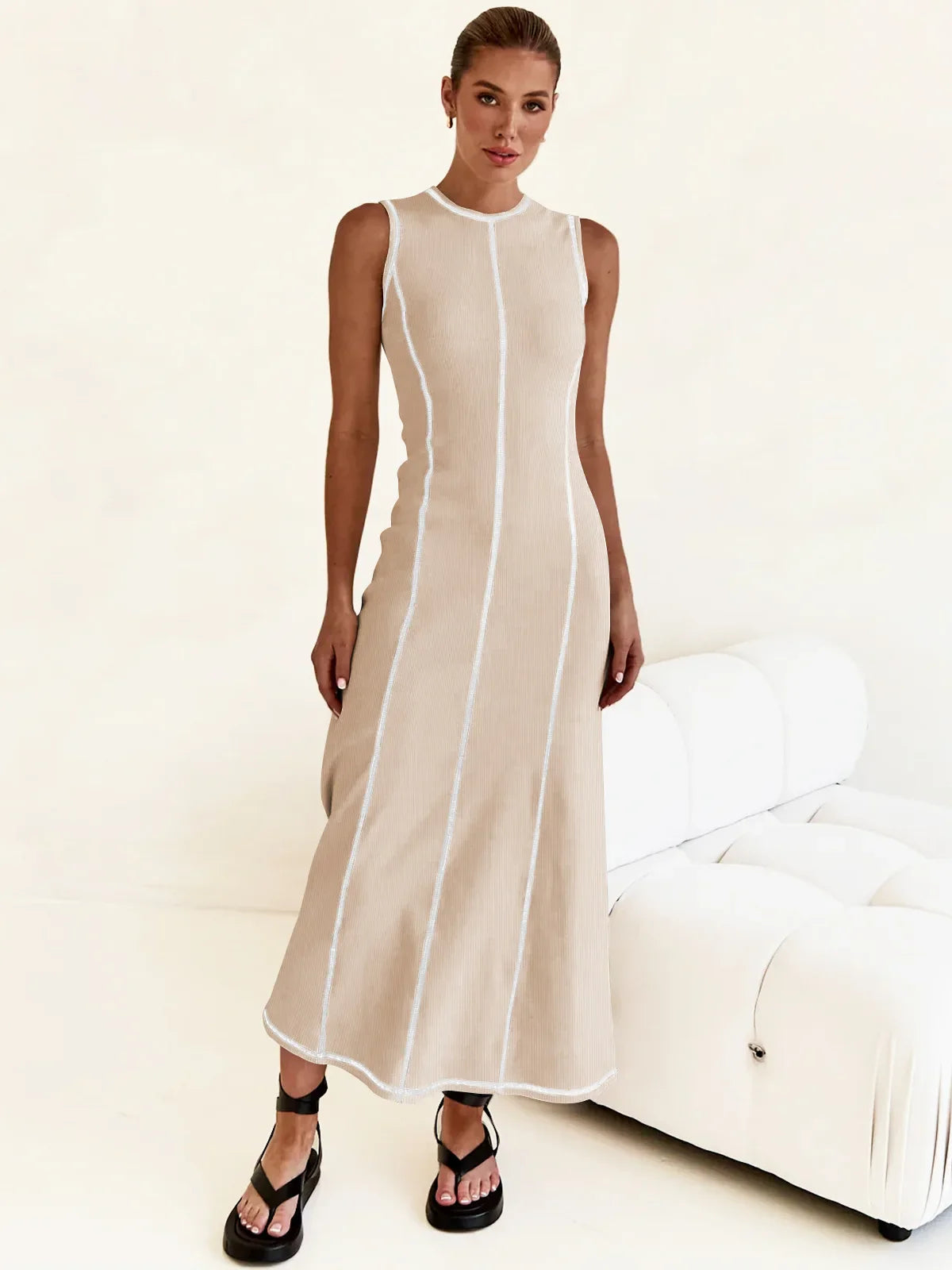 Anna-Berg | Sleeveless Maxi Knit Dress