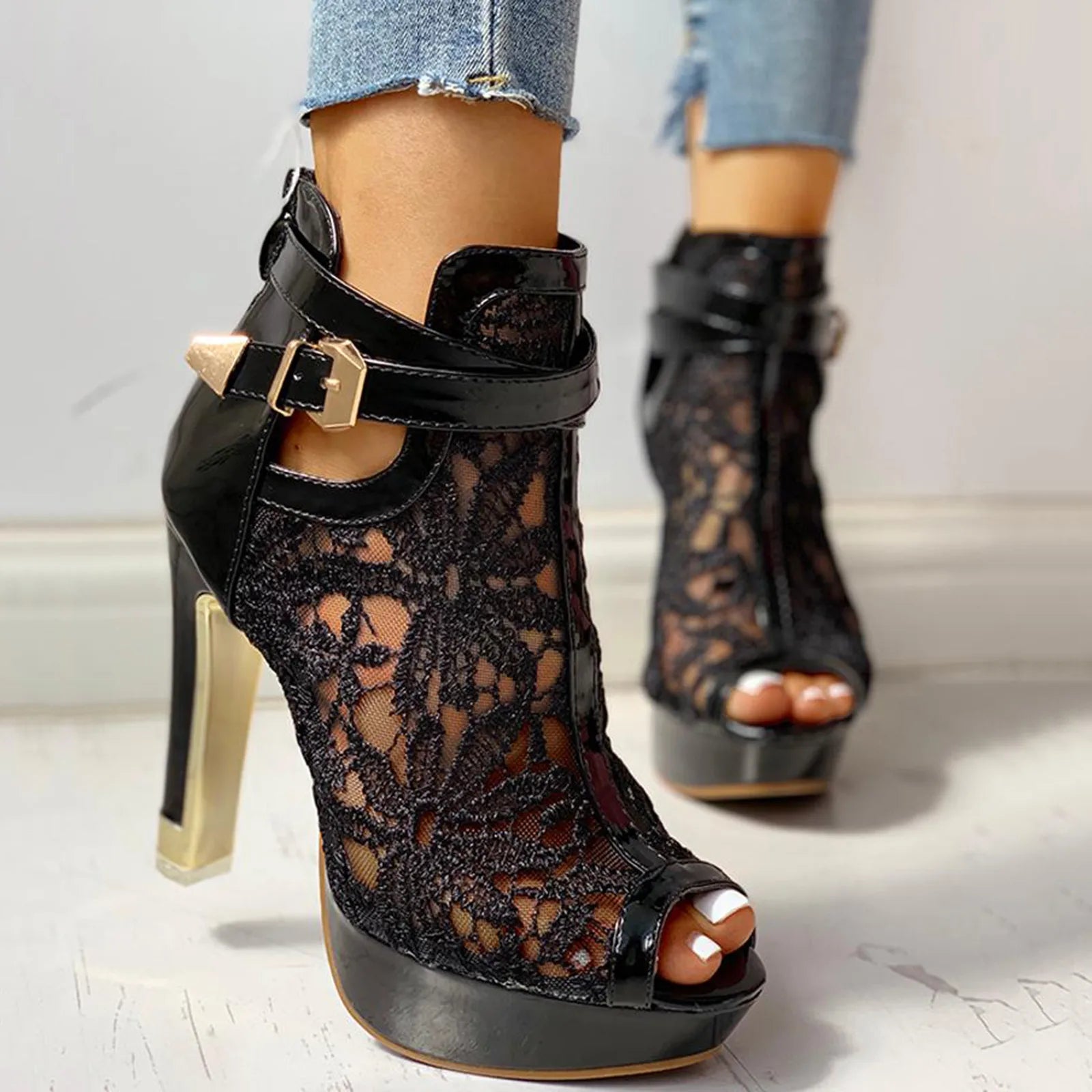 Anna-Berg | Lace Heels
