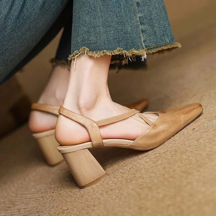 Anna-Berg | Black Pointed Toe Leather Heels