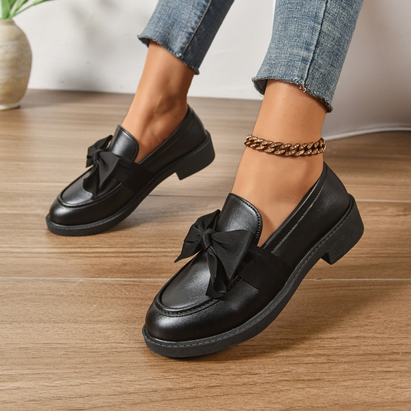 Anna-Berg | Elegant Leather Heels