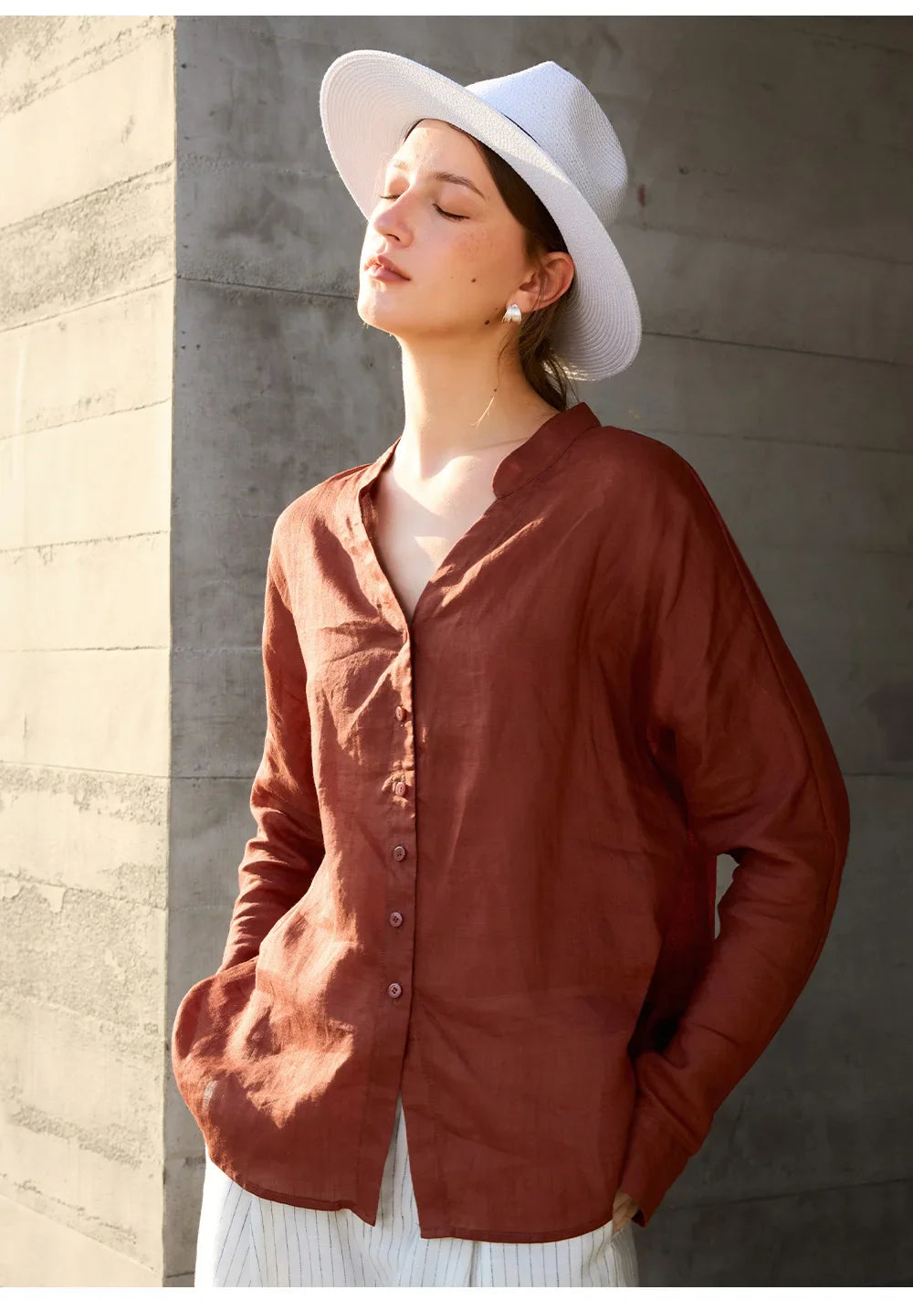Anna-Berg | Collarless V-Neck Linen Shirt