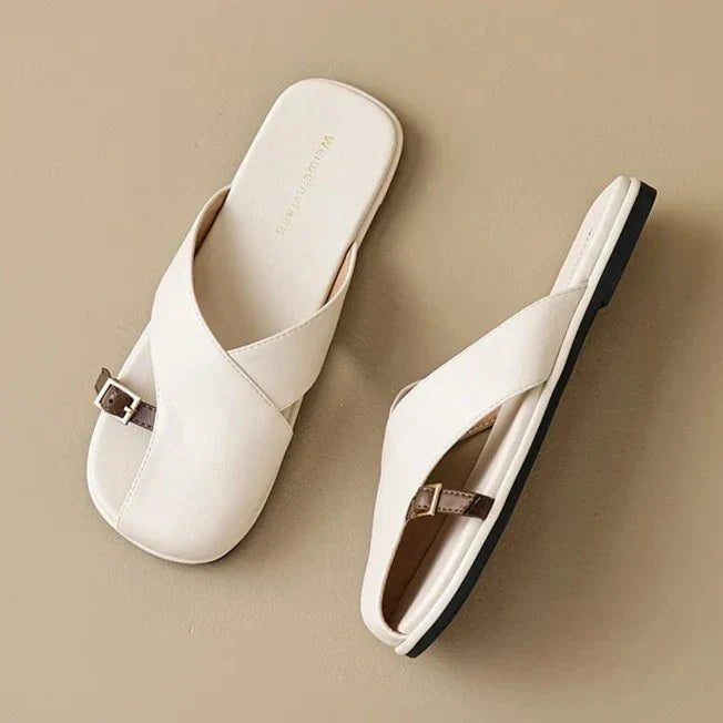 Anna-Berg | Black Ankle-Strap Buckle Leather Sandals