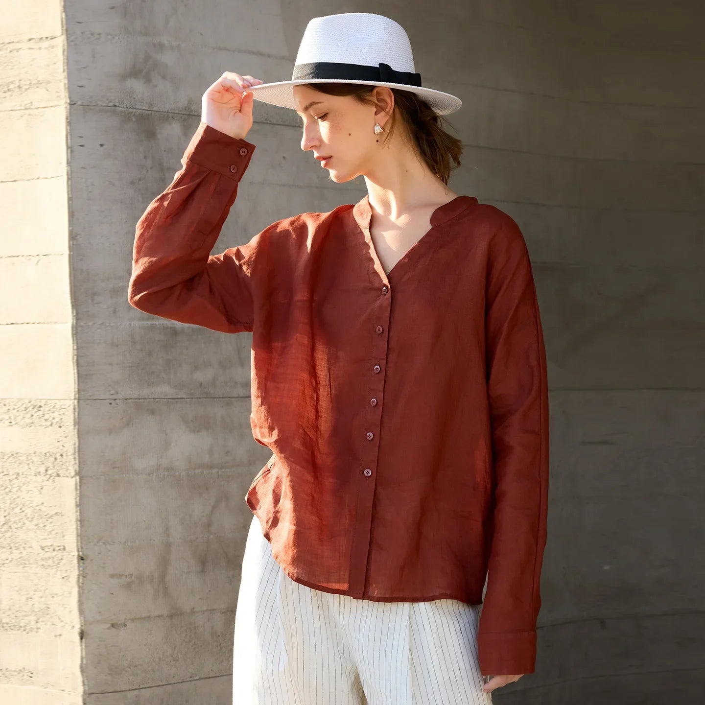 Anna-Berg | Collarless V-Neck Linen Shirt