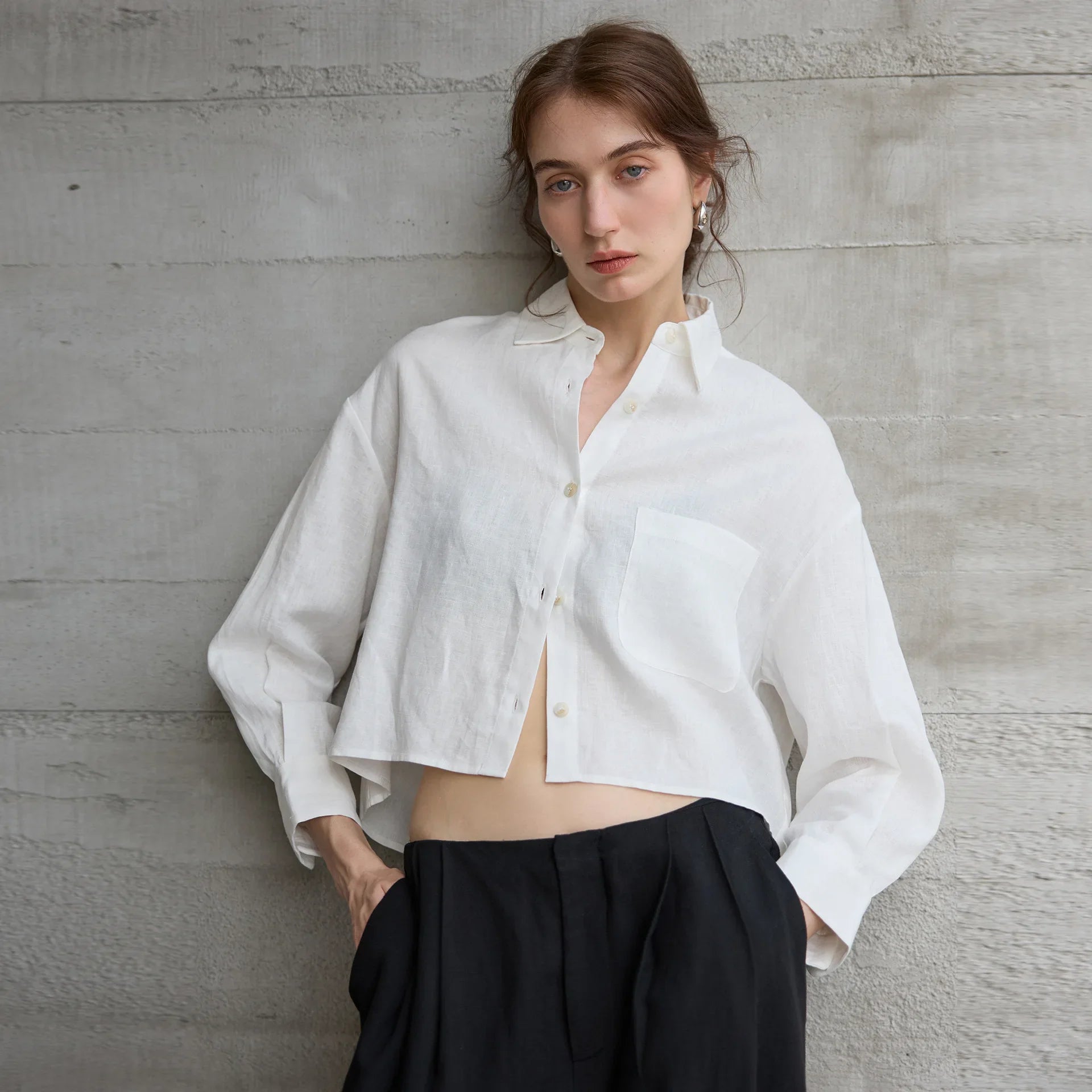 Anna-Berg | Cropped Linen Overshirt