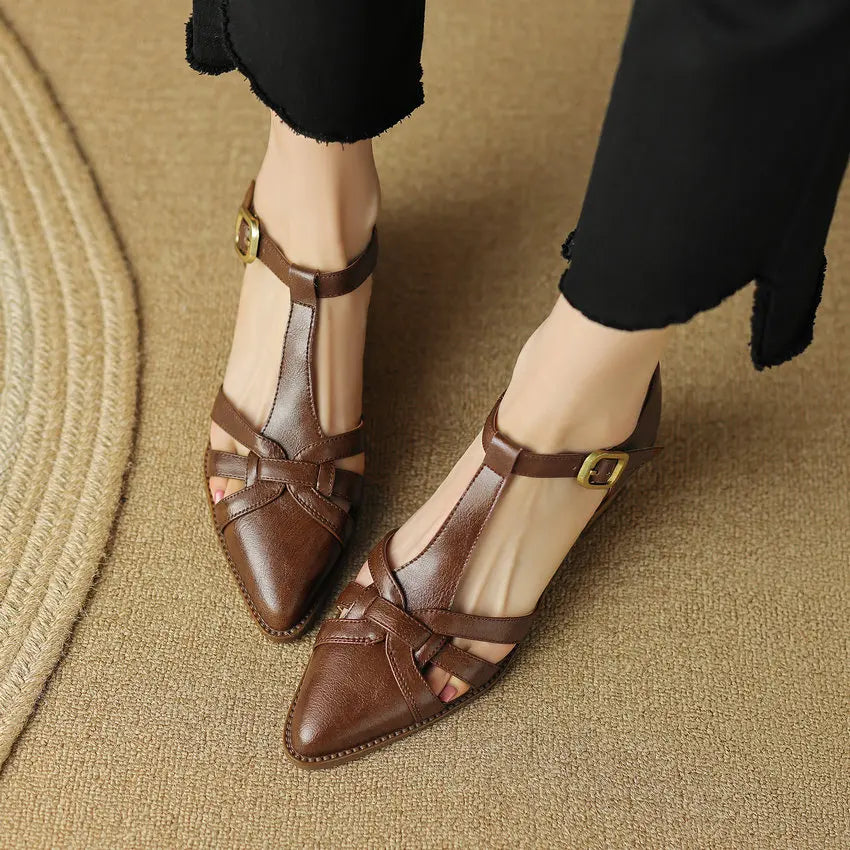 Anna-Berg | Elegant Pointed Toe Pumps