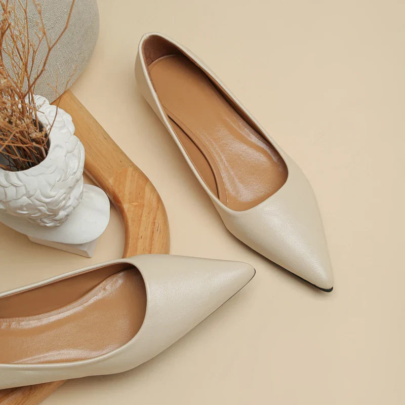 Anna-Berg | Elegant Pointed Toe Leather Pumps