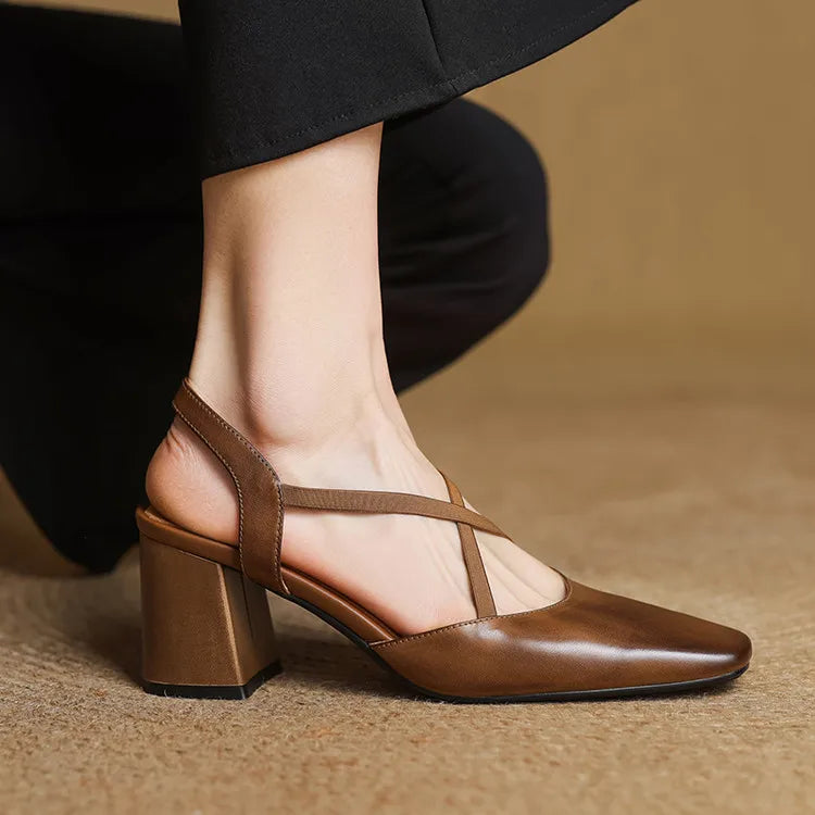 Anna-Berg | Black Pointed Toe Leather Heels