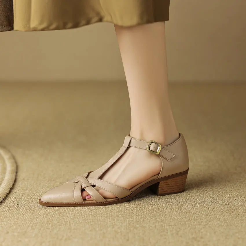Anna-Berg | Elegant Pointed Toe Pumps