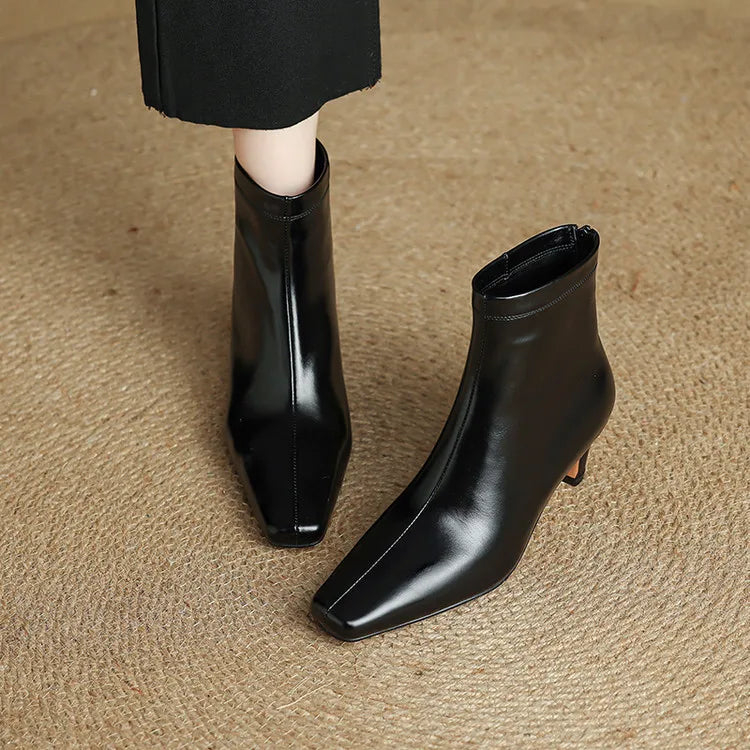 Anna-Berg | Black Leather Ankle Boots