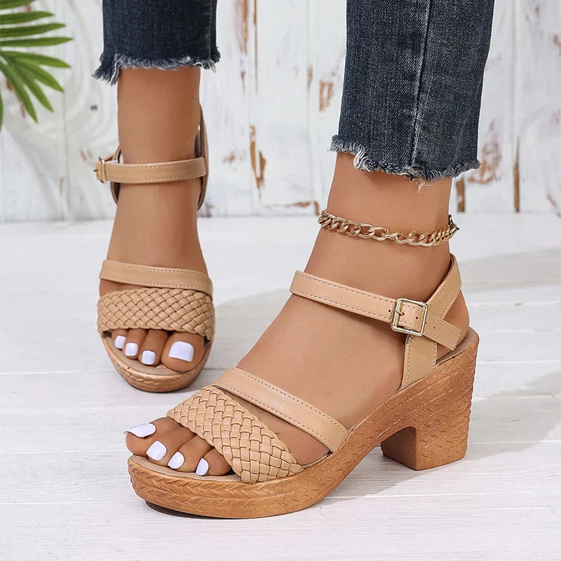 Anna-Berg | Feminine Woven Platform Sandals with a Timeless Finish