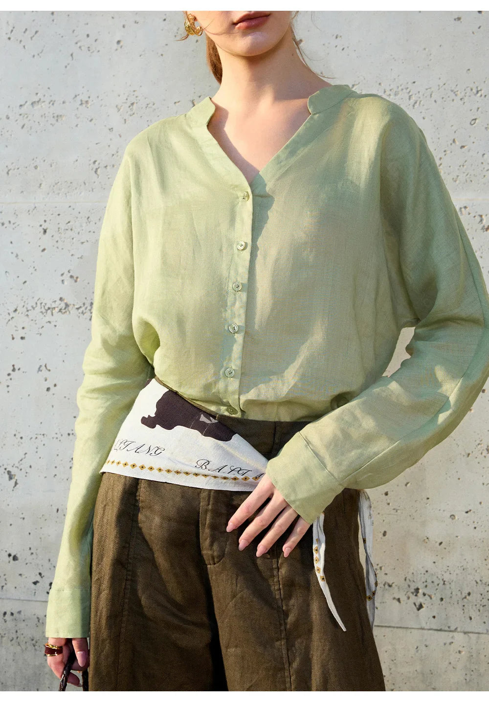 Anna-Berg | Collarless V-Neck Linen Shirt