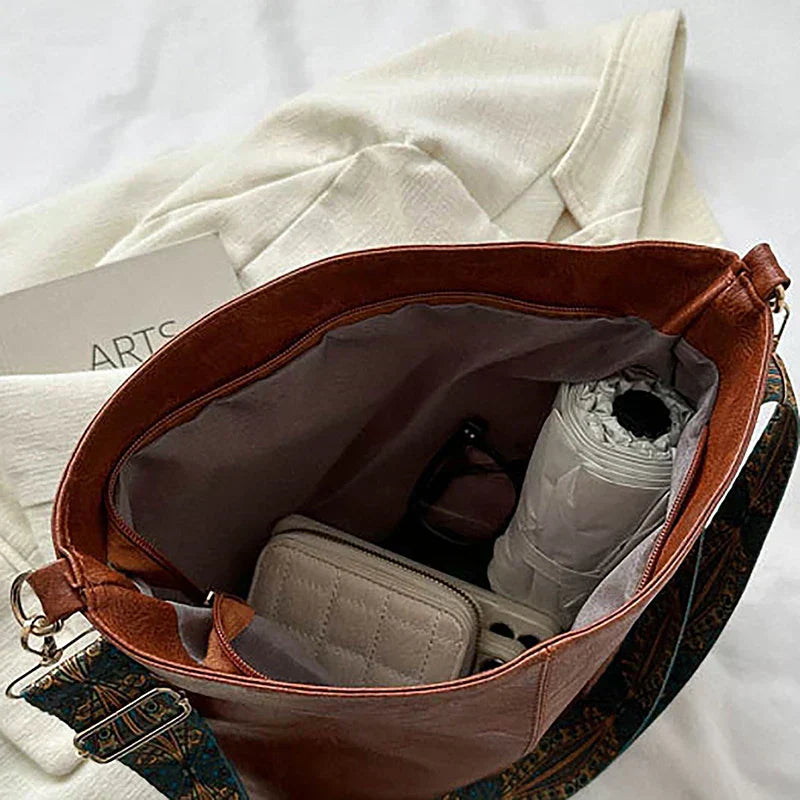 Anna-Berg | Classic Shoulder Bag with Adjustable Strap
