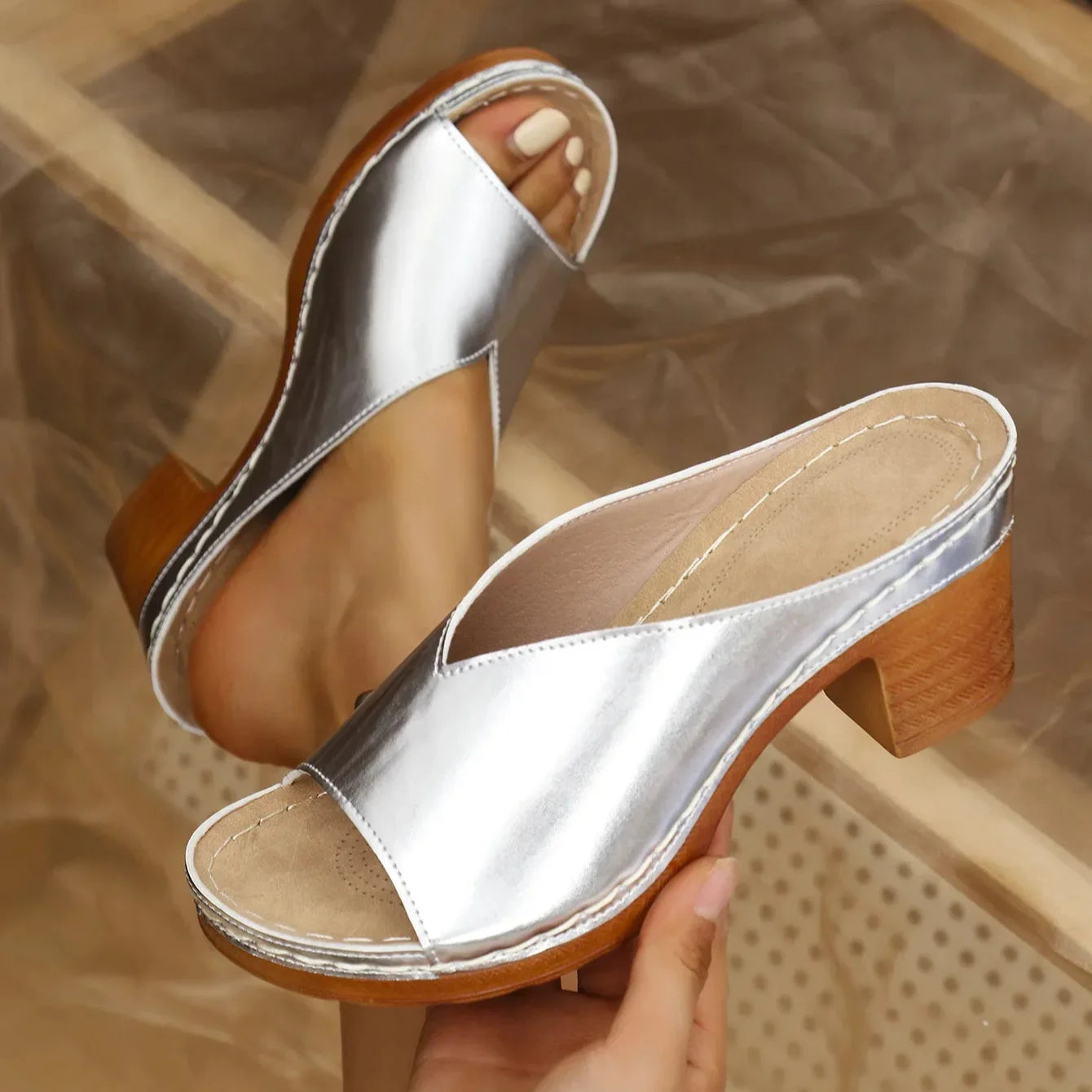 Anna-Berg | Leather Sandals with Ankle Strap
