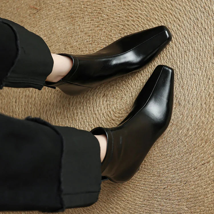Anna-Berg | Black Leather Ankle Boots