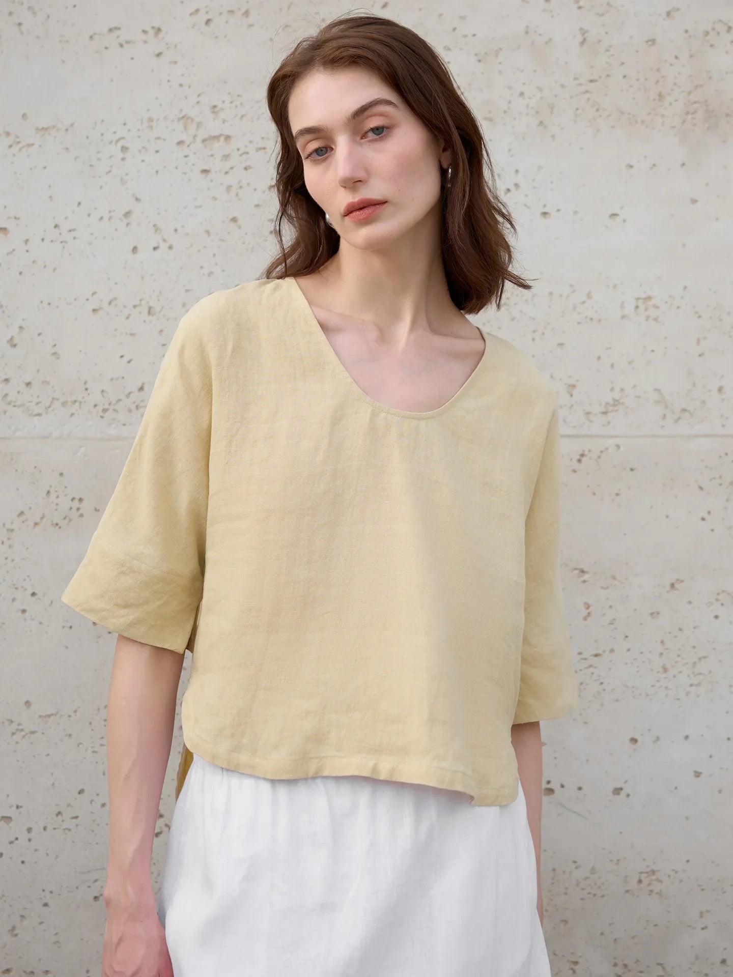 Anna-Berg | V-Neck Boxy-Fit Hemp Top