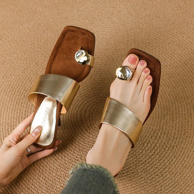 Anna-Berg | Silver Sculptural Heel Slide