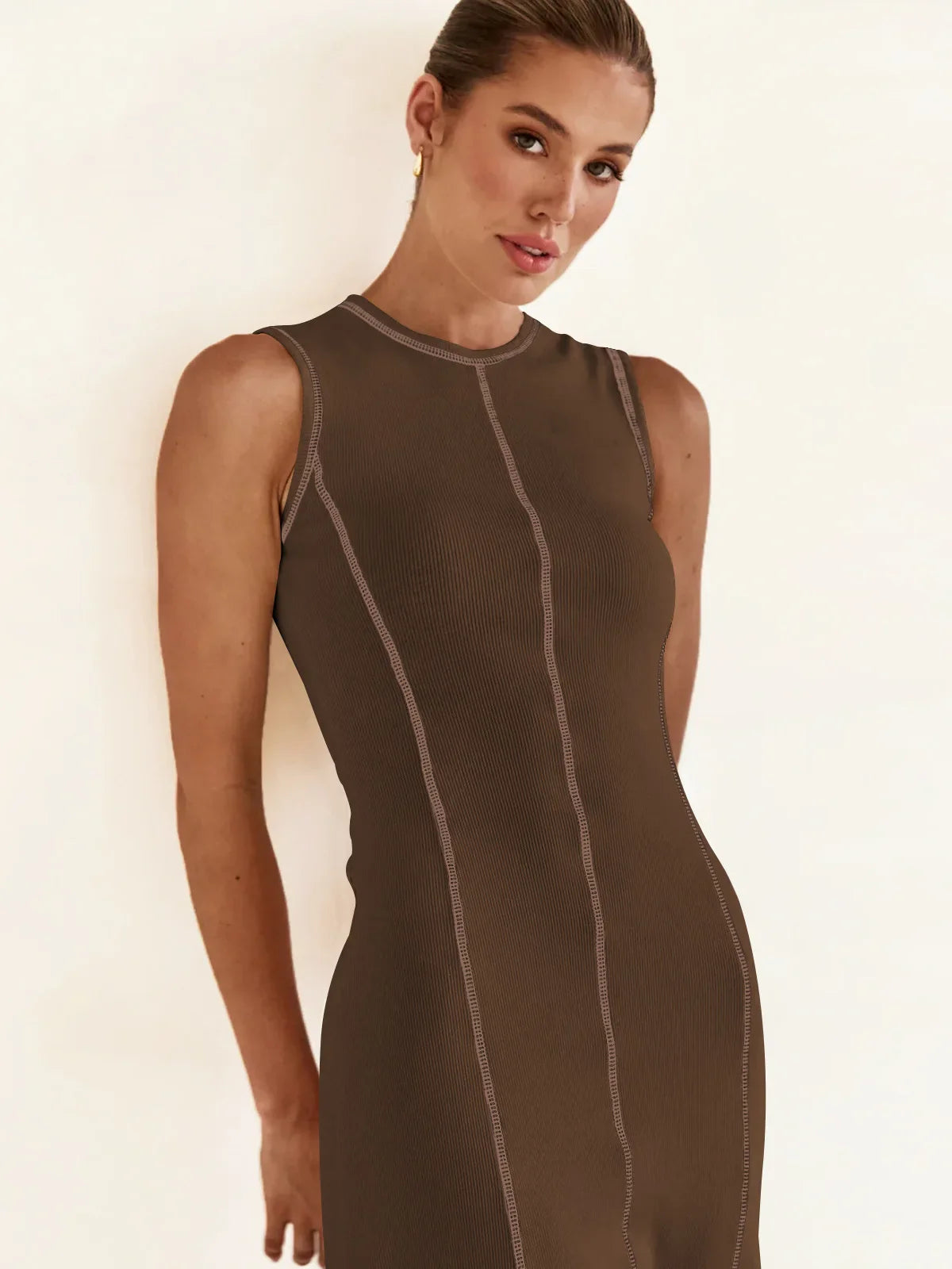 Anna-Berg | Sleeveless Maxi Knit Dress
