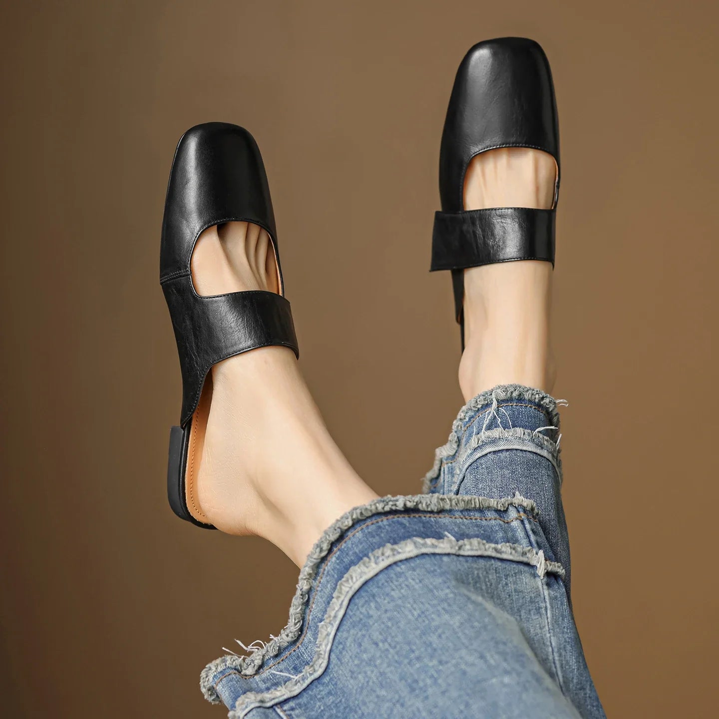 Anna-Berg | Black Square Toe Chunky Heel Leather Mules